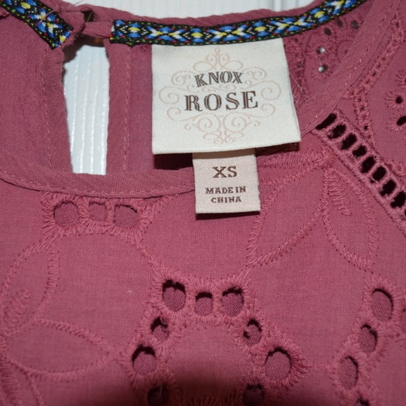 Lace Detail Swing Top - Picture 3 of 4